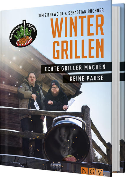 Wintergrillen mit den Youtube-Stars Sauerländer BBCrew • Über 60 Rezepte: Winterküche mit allen Schikanen • Feuer und Flamme: Über 30 % aller Griller grillen auch während der Wintermonate • Heißer Tipp: BBCrew-YouTube-Channel über 42.000 Abonnenten • Trickreich: Tipps und Expertenwissen zur Grilltechnik aus ihren Winter-Grillkursen Das ganze Jahr Grillspaß Warm eingepackt, die Mütze bis zu den Augen und den Schal über die Nasenspitze gezogen. Einen Becher mit heißem Punsch in der Hand. Den Duft von zimtigen Rindfleischspießen in der Luft. Grillen ist doch einfach zu schön, um zwischen Halloween und Ostern damit auszusetzen. 30 % aller Griller haben das schon erkannt und lassen die Grillsaison gar nicht mehr zu Ende gehen. Experten für jede Jahreszeit Die Sauerländer BBCrew gibt seit vielen Jahren Seminare und Events zum Thema Grillen in der kalten Jahreszeit: Die Youtube-Stars sind also echte Experten. Denn ein paar technische Besonderheiten gibt es im Winter zu beachten, wenn Minusgrade und Wind der Glut zusetzen. Klar, dass die Crew in ihrem neuen Buch viele Tipps und Tricks bereithält. Winterliche Zutaten Im Mittelpunkt stehen wie immer köstliche Grillrezepte, die in diesem Fall perfekt zu kalten Temperaturen passen. Mit winterlichen Gewürzen, wärmend und einfach lecker. Auch die Beilagen sind auf die kühlen Tage und die saisonale Verfügbarkeit abgestimmt. Rezepte für heiße Getränke zum Aufwärmen fehlen natürlich auch nicht.