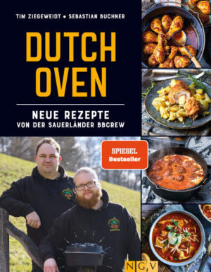 Über 60 nagelneue Rezepte für den Dutch Oven -Der neueste heiße Scheiß: endlich das neue Buch der Sauerländer BBCrew -Über 60 neue Rezepte: die neusten, besten, deftigsten Rezepte aus dem Sauerland -Glühende Fans: BBCrew-Youtube-Channel mit über 51.000 Abonnenten -Spiegel Bestseller Im Freien kochen ist für die Youtube-Stars aus dem Sauerland das Schönste. Über 51.000 Abonnenten der Sauerländer BBCrew warten jeden Montag auf ein neues Rezept für den Dutch Oven. Und das kriegen sie. Egal ob Sommer oder Winter. 60 neue deftige Rezepte Der Dutch Oven ist eines der Lieblingsbabys der Sauerländer BBCrew. Denn mit dem vielseitigen gusseisernen Topf kann man fast alles zubereiten: Westfälisches Zwiebelfleisch One-Pot Beef Stroganoff Kartoffelgulasch Pasta mit Fleischbällchen. Aber nicht nur der Topf eignet sich für die herrlich herzhaften Gerichte, auch der Deckel kann als Pfanne verwendet noch mal für den ganz besonderen Kick sorgen: probiert doch das Sauerländer Cordon Bleu auf Kartoffelpfanne oder Saftige BBQ-Steaks auf Parmesantortellini. Für alle, die das erste Buch der BBCrew noch nicht haben, gibt es wieder Basics zu Kauf und Verwendung des Dutch Ovens. Für alle anderen gibt es reichlich Neues zu erfahren und noch mehr Tipps und Tricks - zum Beispiel zur Verwendung des Dutch Ovens auf dem Gasgrill.. Power aus Gusseisen Der schwere Topf ist ein absoluter Outdoor-Traum und für das Kochen im Freien gemacht: im Campingurlaub, beim abendlichen Grillen oder BBQ genauso wie am gemütlichen Lagerfeuer. Einmal vorbereitet und befüllt kocht das Essen quasi von allein. Die gusseiserne Power sorgt dafür, dass die Hitze sich gleichmäßig verteilt und lange gehalten wird. Auf seinen drei Beinen steht er sicher, der dicht schließende Deckel mit dem hochgezogenen Rand lässt sich mit Kohlen oder Briketts belegen. Durch die Verteilung der Kohle auf und unter dem Dutch Oven lässt sich Ober- und Unterhitze steuern. So bekommen Eintöpfe, Brote und Gratin im Topf die optimale Hitzezufuhr. Für alle, die mit einem Gasgrill arbeiten: Keine Sorge, auch für euch eignet sich der Dutch Oven. Wie das genau geht, bringen euch die Sauerländer in diesem Buch bei.