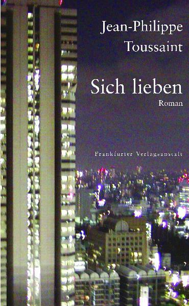 Ein Paar in Tokio. Ein anonymes Hotelhochhaus. Nacht. Sie wollen sich trennen. Er, der namenlose Erzähler, der stets ein Fläschchen mit Salzsäure bei sich trägt. Sie, die ewig weinende Marie, erfolgreiche Modeschöpferin, die in Tokio eine Ausstellung vorbereitet. Sie lieben sich zum letzten Mal. Wirklich das letzte Mal? Es braucht Zeit, um den Menschen nicht mehr zu lieben, den man nicht mehr liebt... Jean-Philippe Toussaint ist ein begnadeter Minimalist. Literarisch meisterhaft treibt er sein Spiel mit dem Ungesagten und dem Unsagbaren, filigran balanciert er das Verhältnis von Raum, Wirklichkeit und Atmosphäre aus. »Sich lieben« ist der erste Teil der Marie-Tetralogie Toussaints.