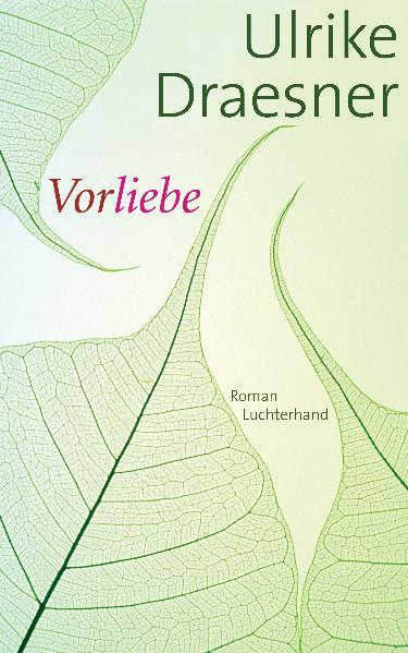 Die Liebe ist eine Wissenschaft für sich Ein Wiedersehen, das einschlägt wie ein Blitz: plötzlich steht die Astrophysikerin Harriet ihrer großen Liebe von einst gegenüber. Und allmählich, aber unaufhaltsam, gerät ihr bisheriges Leben aus seiner geordneten Umlaufbahn. Harriet, halbindisch, mathematikbegeistert, macht in ihrem Beruf aus wissenschaftlichen Daten schöne kosmische Bilder, ein wenig Lüge darf dabei schon sein. Auch zuhause scheint alles gut eingerichtet mit Partner Ash und Ben, dessen Sohn aus einer früheren Beziehung. Doch dann fährt Ash mit dem Auto ausgerechnet die Frau von Harriets Jugendliebe an, und Peter, der Mann, den sie längst vergessen zu haben glaubte, tritt von neuem in ihr Leben. Ein vermeintlich harmloses Liebesgetändel beginnt: Man ist ja offen, Heimlichkeiten und Eifersucht sind antiquiert, man verhält sich den Klischees der Gefühlswelt gegenüber abgeklärt. Doch Ulrike Draesner schickt die Heldinnen und Helden ihres neuen Romans auf wunderbar verspielte Weise in ein irrlichterndes Labyrinth aus romantischen Verwicklungen, das eine der Figuren nicht lebend verlassen wird.