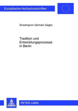 Im Zentrum dieser Studie steht die mündliche Überlieferung der Aizo und der benachbarten Ethnien in Südbenin, sowie Fragen der Modernisierung, die anhand dieser Narrationen erkundet werden können. Wie in vielen Kulturen besteht auch in Benin eine enge Verbindung zwischen Erzählen und Alltagspraxen. Riten und Rituale werden durch Erzählungen stets neu erklärt und legitimiert, und auch über Magie und Hexerei wird erzählt. Mit der Einführung von westlichen Denkweisen sowohl in der Kolonial- als auch in der Postkolonialzeit entstanden - und entstehen immer noch - Spannungsfelder zwischen diesen neuen Tendenzen und den traditionellen, meist mündlich tradierten Praxen und Glaubensvorstellungen. Das Buch stellt dieses Zusammenspiel von Tradition und Moderne systematisch dar und zeigt die Logiken der verschiedenen Akteure, sowie die Auswirkung dieser Dynamik auf die Entwicklungsprojekte in Benin.