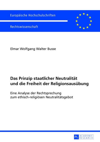 Staatliche Neutralität ist das Leitmotiv hoheitlichen Handelns in der multikulturellen Gesellschaft. Die praktischen Anforderungen an dieses Dogma steigen. Das Spannungsverhältnis aus positiver und negativer Religionsfreiheit wird besonders in Bereichen wie der Schule sichtbar. Über die Frage, was konkret unter dem Begriff Neutralität zu verstehen ist, herrscht Uneinigkeit. Der Verfasser nähert sich diesem Thema unter praktischen Gesichtspunkten und untersucht die Rechtsprechung der vergangenen 60 Jahre. Dabei werden die relevanten Gerichtsentscheidungen erschlossen, systematisiert und aufbereitet. Anhand dieses umfangreichen Materials entwickelt der Autor sachbereichsabhängige Neutralitätsauslegungen und gelangt zu einer Aussage über das tatsächliche Neutralitätsverständnis weiter Teile judikativer Staatsgewalt. Auf Grundlage seiner Auswertung spricht er sich für eine Neutralitätsauslegung aus, die den Staat verpflichtet, statt eines passiven Beobachters die Rolle eines aktiven Vermittlers zwischen den Kulturen einzunehmen. Maßgebliche Prägekraft haben für ihn dabei die Werte der Freiheit und Gleichheit aller religiösen Bekenntnisse.