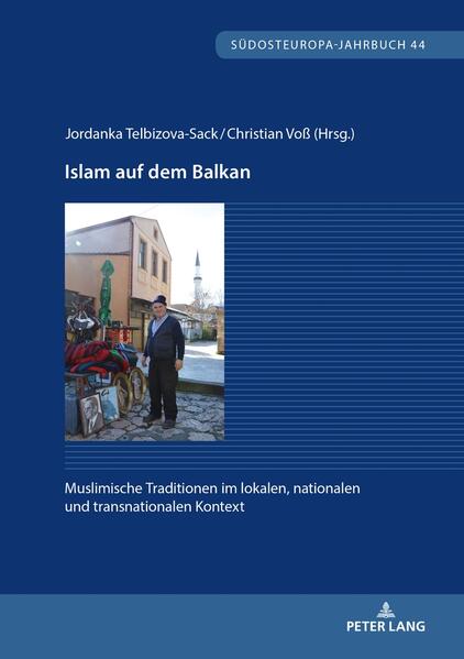 Die 13 interdisziplinär ausgerichteten Beiträge des Sammelbandes fokussieren die religiöse Landschaft des Balkans im Kontext zunehmender Globalisierung, erhöhter Mobilität und postsozialistischer Transformation. In den Panels «Historische Perspektiven: Islam, Staat und Politik», «Pluralisierung und Transformation», «Türkei: Transnationale Verflechtungen und Innenpolitik» und «Diversität, Identität und Debatten» werden politische, religiöse und kulturelle Prozesse auch im historischen Aufriss dargestellt und analysiert. Dabei richtet sich der Blick sowohl auf die institutionelle Erneuerung und innere Diversifizierung als auch auf das komplizierte Verhältnis zwischen Staat, Politik und muslimischen Bevölkerungsgruppen.