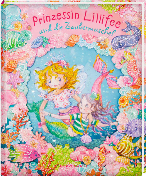 Während ihres Strandurlaubs entdecken Prinzessin Lillifee und die beiden Mäuse Cindy und Clara am Strand eine wunderschöne Muschel an einer goldenen Kette - schnell finden sie heraus, dass sie der kleinen Meerjungfrau Nella Nixe gehört, und möchten sie ihr zurückbringen. Nella Nixe ist die jüngste von fünf Schwestern, die in ihrem prächtigen Unterwasserschloss allerhand zu tun haben. Ob Unterwasserballett, Korallengarten oder die hübsche Perlensammlung - jede der größeren Meerjungfrauen hat ihre Lieblingsbeschäftigung genau im Blick. Nur für die kleine Schwester Nella haben sie wenig Zeit und Aufmerksamkeit. Und nun ist sie plötzlich spurlos verschwunden. Wie gut, dass sich Prinzessin Lillifee und die Mäuse auf die Suche nach Nella machen. Werden sie sie finden und ihr die Zaubermuschel zurückgeben können? Eine berührende Geschichte über den achtsamen Umgang miteinander, über das Füreinander- da- Sein und Sich- umeinander- Kümmern.