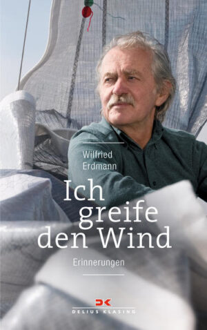 Süchtig nach Meer – Erinnerung von Deutschlands bekanntestem Einhandsegler Vier Weltumseglungen, davon drei Einhand, zwei Non-Stop und eine sogar gegen den vorherrschenden Wind (in Ost-West-Richtung), diverse Atlantiküberquerungen, jahrelanges Fahrtensegeln: Wilfried Erdmann ist zweifellos der bekannteste und erfahrenste deutsche Segler. Nach einer Reise mit dem Fahrrad von Deutschland bis Indien packt ihn die Segelleidenschaft: Mit 28 Jahren hat er das erste Mal die Welt umrundet, danach ließ ihn das Blauwassersegeln nicht mehr los. Weltumseglung ohne Seemannsgarn Mit seinem Bestseller Ich greife den Wind legt Erdmann seine Autobiografie vor: Erinnerungen aus mehr als 50 Jahren Seglerleben mit Stürmen und störrischen Crews, Extremtörns und bequemem Familiensegeln. Der Seebär lässt tief in sein eigenes Erinnerungsmeer blicken und berichtet aus seinem reichhaltigen Erfahrungsschatz, zeigt sich jedoch auch nahbar, menschlich, verletzlich. Und bleibt im Herzen Einhandsegler: „Das Meer und das Alleinsegeln waren die wahren Lichtgestalten für mich. Je härter die Route, umso begehrenswerter ...“ Ein Buch über Segelabenteuer Ob zur Einstimmung auf den nächsten Törn, als abendliche Lektüre im Yachthafen oder zur Überbrücken der Zeit an Land: Erdmanns Erinnerungen aus seinem Seglerleben gehören in das Bücherregal jedes Seglers und nehmen auch Landratten mit zu Segelabenteuern auf den Weltmeeren: „Ich liebe dieses Hin und Her, dieses Mehr, dieses Meer. So ausgeglichen und mit mir selbst im Reinen bin ich selten an Land. Ich brauche eine Aufgabe, die außerhalb des Normalen liegt.“ Segeln ist ein Abenteuer. Kommen Sie mit!