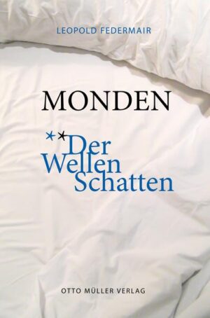 Der Winter rückt näher, das Geld wird knapp. Marie, die androgyne Heldin von Federmairs neuem Roman, findet in einem Haus am Rand einer großen Stadt Unterschlupf. Nach einer wahren Begebenheit erzählt der Autor wie seine Protagonistin als Schattenexistenz im Monden-Haus unbemerkt im Schrank des Besitzers überwintert, um danach langsam wieder aufzublühen - das liest sich in einer Fülle von feinsinnig beschriebenen Szenen als Entdeckungsreise ins eigene Innere und in die labyrinthischen Netze einer zwischenmenschlichen Beziehung, die ohne Worte auskommen muss. Als Krankenschwester in den Alltag zurückgekehrt, erzählt sie ihre Geschichte einem rekonvaleszenten Schriftsteller. Und sie überlässt ihm unauffällig ihr Notizbuch, das ihre Vorgeschichte in poetischen Fragmenten andeutet. Der Schriftsteller nimmt die Herausforderung an, dies alles zu einem Ganzen zu fügen und darin wellengleich Maries - und unser aller - Fragilität zu spiegeln.