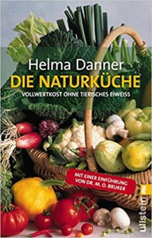 Liebe Leserin, lieber Leser, Essen bringt Genuß und Freude, um so mehr, wenn dadurch die Gesundheit erhalten und die Umwelt nicht geschädigt wird. Die vitalstoffreiche Vollwerternährung bietet Ihnen mit Getreide-, Kartoffel- und Gemüsegerichten so viele Variationsmöglichkeiten, daß die Frage 'Was koche ich heute?' eine vielfältige Antwort findet. Mit diesem Heft biete ich Ihnen verständliche und erprobte Rezepte für wohlschmeckende Hauptgerichte mit fein abgestimmten Beilagen. Die Vorspeise zu den hier beschriebenen Gerichten sollten stets Frischsalate sein. Eine Suppe kann zum Hauptgericht überleiten und ein leckeres Dessert das Ganze abrunden. Für Salate, Suppen und Desserts finden Sie in den bereits erschienenen Heften dieser Reihe viele Rezepte und Anregungen. Vollwertige Gerichte sind lecker, gesund und sättigend und lassen jeden mit dem Gefühl des Wohlbehagens vom Tisch aufstehen.