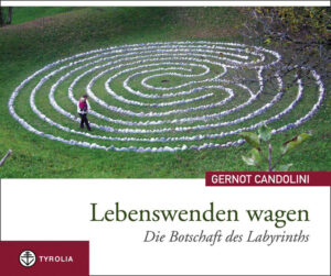 Es gibt Situationen, wo nichts wie gewohnt weitergeht: Berufswechsel, Krankheit, Verlust, Hochzeit und Geburt. Diese Lebenswenden fordern heraus, dem nachzuspüren, was trägt, um vertrauensvoll eine neue Richtung einzuschlagen. In diesem Geschenkbuch mit ausdrucksstarken Labyrinthbildern und einfühlsamen Texten ermutigt Gernot Candolini dazu. Denn die tröstliche Botschaft des uralten Symbols lautet: Der Weg führt stets zur Mitte hin.