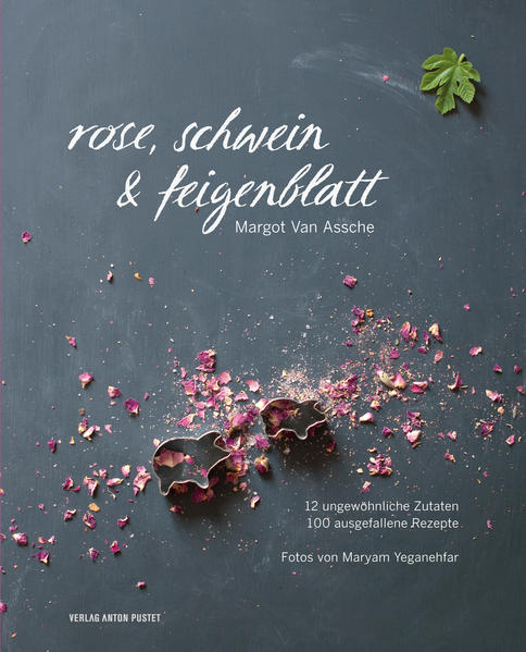 Haben Sie schon einmal Rosenblüte zum Schweinebraten, grünes Feigenblattöl auf weißem Bohnenpüree, Radieschen-Holunder-Quickpickles oder Heuhonig auf Butterbrot probiert? Margot Van Assche ist eine begeisterte Köchin, immer auf der Suche nach neuen und spannenden Aromen. Mit diesen experimentiert sie und erfindet süße und saure Gerichte, die sie mit fünf Freundinnen testet, verbessert, ausbaut … Und so wurden für den Band "Rose, Schwein & Feigenblatt" die besten Ideen und Rezepte zu einer ganzen Reihe von aromatischen Pflanzen versammelt. Margot Van Assche ist auch Ärztin und Expertin für gesunde Ernährung, Allergien und Nahrungsunverträglichkeiten. Daher gibt es Hinweise auf Varianten ohne Milchprodukte und Gluten. Wie man in dem großformatigen Kochbuch sieht, ist auch die Fotografin ein äußerst kreativer Geist, sie organisiert internationale Events und fotografiert aus Leidenschaft. Dieses Buch lädt nicht nur zum Schmökern ein, sondern es nimmt Sie mit auf eine spannende Reise zu Aromen und Geschmackssensationen, die Sie so nicht erwartet hätten. Gute Reise und bon appetit