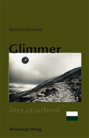 Stille Poesie und sprachliche Schönheit kennzeichnen diese Novelle, in der ein Sohn den Friedensschluss mit seinem Vater sucht, der zeitlebens zu wenig Zeit für ihn gehabt hat und ihm ein Fremder zu sein scheint. Das Vermächtnis, jene Weisheit über das Leben, welches den alten Mann in sich ruhend lächeln lässt, will, muss er ergründen. Mit jedem Schritt, den er seinem Vater näher kommt, findet er mehr zu sich und entdeckt das Geheimnis.