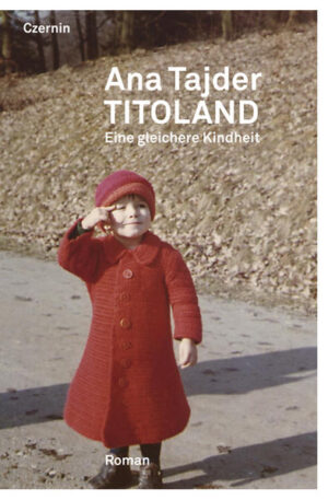 Jugoslawien in den 70er- und 80er-Jahren: ein Land im Aufbruch, ein Land im Gleichschritt. Obwohl die Grenzen zum Westen nicht abgeriegelt waren, ist über Leben und Alltag wenig bekannt. Ana Tajder öffnet nun mit „Titoland“ ein Fenster zu diesem Land, das uns seltsam fremd und vertraut scheint. Tajder wirft einen unsentimentalen Blick zurück in ihre Kindheit. Sie wächst in Titos Jugoslawien als einziges Kind einer angesehenen Familie auf, mit ihren Eltern - beide gut vernetzt in der Künstler- und Filmszene - erlebt Ana ein intensives Leben im pulsierenden Zagreb. Scheinbar nur lose miteinander verknüpfte Kindheitserinnerungen, vom Sommer am Meer, den Reisen ins „Draußen“ oder dem stillen Glück, ein selbst genähtes und darum einzigartiges Kleid zu tragen, weben einen dichten literarischen Teppich vor dem Hintergrund des schrittweisen Zusammenbruchs von Titos Reich. Anas Kindheit endet nicht abrupt, sondern zerfällt schmerzhaft Stück für Stück, ganz wie das Land, in dem sie lebt. Was folgt, ist ein Aufbruch ins Ungewisse.