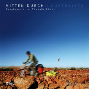 "Mitten Durch! Australien" ist die fotografische und literarische Dokumentation einer außergewöhnlichen Reise: Mit dem Fahrrad durchquerte René Rusch den Kontinent von Süden nach Norden - und legte den Großteil der Strecke auf Sandpisten zurück. Die Geschichte dieses Alleingangs erzählt der Autor in Form eines "Roadmovies in Standbildern": Fotografien und Kurzgeschichten beschreiben die Reise in Momentaufnahmen. Dabei entsteht ein dichtes Portrait des roten Kontinents aus ungewöhnlicher Perspektive.