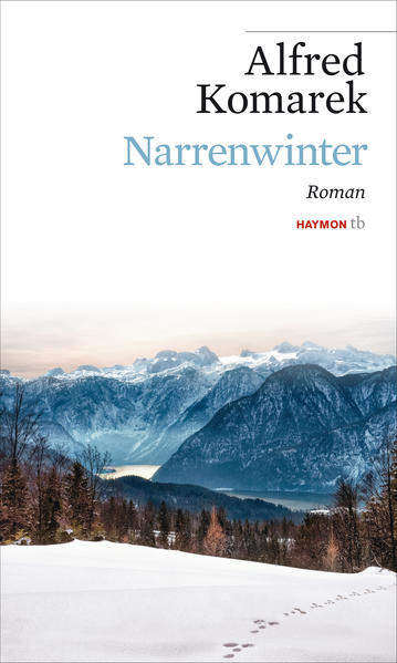 FETZENUMZÜGE, FLINSERL UND TROMMELWEIBER Nachdem seine Karriere als Publizist ein endgültiges Ende gefunden hat, macht Daniel Käfer aus der Not eine Tugend und stürzt sich voller Elan in ein neues Buchprojekt über den FASCHING IM AUSSEERLAND. Gemeinsam mit seiner Freundin, der Fotografin Sabine, kommt er in einer Pension unweit von SARSTEIN UND DACHSTEIN unter und wirft sich ins Getümmel: Im winterlichen Salzkammergut recherchieren sie zwischen TROMMELWEIBERN UND MASCHKERERN und tauchen ein ins nicht immer ganz keusche BRAUCHTUM. Als Daniel Käfer bei einem Autounfall noch einmal glimpflich davonkommt, lernt er die Familie Köberl kennen. Bei näherem Hinschauen wird klar, dass UNANGENEHME GERÜCHTE das Glück der Familie belasten. Dann tun sich auch noch neue, aber FRAGWÜRDIGE KARRIERECHANCEN für Käfer auf. WILDES FASCHINGSTREIBEN UND ÜBLE GERÜCHTE IM SALZKAMMERGUT Mitten im FASCHINGSCHAOS versucht Käfer, das GEHEIMNIS um die Familie Köberl zu lüften: Sind es nur geschmacklose und haltlose Anspielungen auf Ehebruch? Oder steckt mehr dahinter? Welche ZWIELICHTIGEN VERBINDUNGEN gibt es nach EBENSEE UND ISCHL? Was haben die Zeichnungen von FRITZ VON HERZMANOVSKY-ORLANDO, die sich im Besitz der Familie befinden, damit zu tun? Und warum lauert ein aggressiver Mann Käfer wiederholt auf? In der SCHEINWELT DER MEDIEN UND IM MASKENSPIEL DER NARREN droht Daniel Käfer unvorsichtig zu werden ... ALFRED KOMAREK FÄNGT DIE EINZIGARTIGE ATMOSPHÄRE DES AUSSEERLANDES ZUR 5. JAHRESZEIT EIN Mit Simon Polt hat Alfred Komarek eine der beliebtesten Ermittlerfiguren im deutschsprachigen Raum geschaffen. Und spätestens seit der VERFILMUNG MIT PETER SIMONISCHEK, KARL MARKOVICS UND NICHOLAS OFCZAREK sind auch Komareks Romane um Daniel Käfer allseits bekannt. Im dritten Roman aus dem Salzkammergut erzählt INSIDER ALFRED KOMAREK vor einer BILDGEWALTIGEN SEEN- UND BERGKULISSE VOM ZAUBER DER AUSSEER FASCHINGSTRADITIONEN.