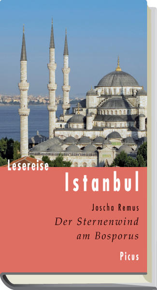 Istanbul. Megacity. Geboren auf zwei Kontinenten, Brücke zwischen den Kulturen des Westens und des Ostens. Eine Stadt unter Starkstrom, eine Stadt im Rausch, ein Stadt auf Schlafentzug. An kaum einem anderen Ort lassen sich Gegensätze besser beobachten: zwischen Reich und Arm, zwischen Stadt und Land, zwischen Laizismus und Islamismus, zwischen Stille und Lärm, zwischen Gestern und Heute. Joscha Remus macht sich auf die Suche nach versunkenen Palästen und versteckten Basaren. Er ergründet, wie der über die Hügel geworfene Häuserteppich sich erdbebensicher macht, entdeckt ein verborgenes Storchenhospital, macht sich mit den Winden der Stadt vertraut und besucht Musa, den Sammler alter osmanischer Rezepte. Geschichtenerzähler und Kaffeesatzleserinnen bedichten und besingen die Stadt. Die Reichen und Schönen Istanbuls zeigen, wie man eine Million Euro in einer halben Stunde farbenprächtig in die Luft jagen kann und drei Nächte ohne Schlaf übersteht. Mutige türkische Künstler wie die Schriftstellerin Elif Shafak stellen alles in Frage, reisen zu Bonbonpalästen und loten die spirituelle Welt der Sufis aus.