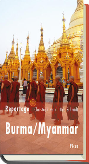 Christoph Hein und Udo Schmidt haben viele Wochen in Myanmar, dem »Goldenen Land« im politischen Umbruch verbracht und mit allen Handelnden gesprochen: von Aung San Suu Kyi, der Friedensnobelpreisträgerin und Hoffnungsträgerin des neuen Myanmar, über Mönche und Flüchtlinge bis hin zu Wirtschaftsführern und Drogendealern. So vermitteln sie ein profundes Porträt des einst reichsten Landes Südostasiens, das die Militärs mit ihrer grausamen Diktatur abgewirtschaftet hatten und das nun endlich Hoffnung schöpft. Hein und Schmidt haben das Buch vollständig aktualisiert und mit sechs neuen Kapiteln auf den neuesten Stand nach der Regierungsbildung von Aung San Suu Kyi gebracht.