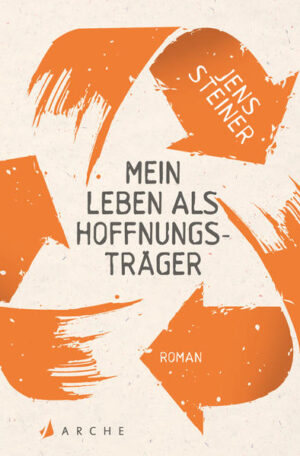 Vier Männer, ein Recyclinghof am Rande der Stadt und dann auch noch ein kopfloses Huhn: Jens Steiners Roman ist ein hintersinnig komisches Kammerspiel über den Wahnsinn unseres Massenkonsums. Philipp hat gerade eine Lehre zum Mechatroniker abgebrochen und ist aus seiner WG rausgeflogen, weil die Mitbewohner seinen Putzfimmel nicht mehr tolerieren wollten. Als er sich an einer Tramhaltestelle die Zeit mit dem Auflesen von Stanniolpapieren vertreibt, wird Uwe auf ihn aufmerksam. Uwe ist Leiter des städtischen Recyclinghofs und sieht in Philipp sofort seinen neuen Hoffnungsträger. Auf dem Hof arbeiten auch Arturo und João, zwei Portugiesen, die aus dem Kreislauf der Waren ihren eigenen, nicht ganz legalen Nutzen ziehen, für den sie bald auch Philipp gewinnen wollen - bis ihnen ein Großprojekt aus dem Ruder läuft und die aufgeräumte Welt des Recyclinghofes gehörig ins Wanken gerät.