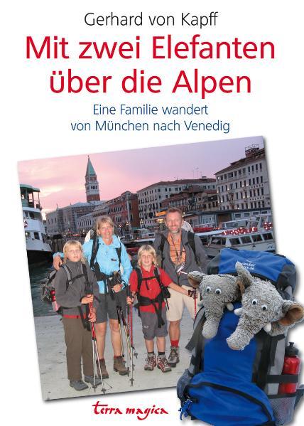 Topthema: Fernwandern mit Kindern! Viele Menschen träumen davon, einmal im Leben über die Alpen und ans Meer zu laufen. Aber kann man die 557 Kilometer des Fernwanderweges von München nach Venedig auch als ganz normale Familie gehen? Gerhard von Kapff hat sich mit seiner Frau Sibylle und seinen zwei Kindern, acht und zehn Jahre alt, in drei Etappen auf den Weg gemacht. In diesem Buch erzählt er die humorvolle Geschichte eines außergewöhnlichen Familienabenteuers, das den Wanderern nicht nur körperlich, sondern auch psychisch einiges abverlangt hat. Neben aberwitzigen Diskussionen und kuriosen Bestechungstaktiken bescherte ihnen dieses Erlebnis aber vor allem eines: intensive Zeit für die Familie.