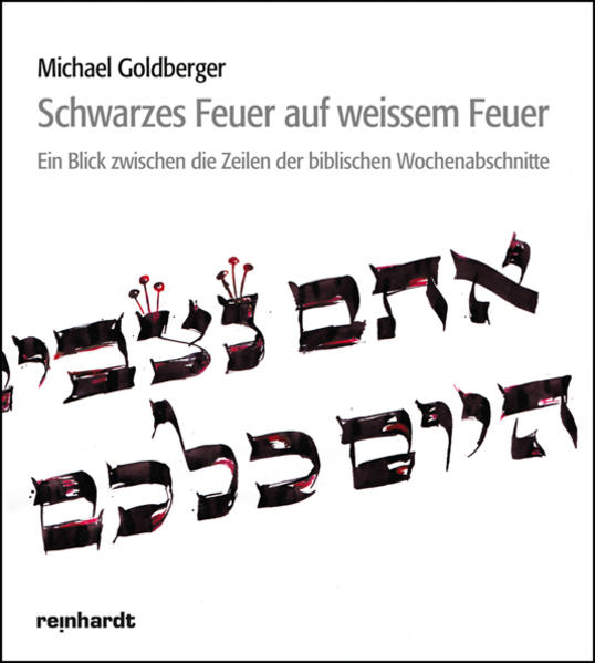 Für die jüdisch-mystische Tradition ist die Tora der göttliche Bauplan der Welt. In ihr hat Gott den Sinn der Schöpfung und des Lebens bewahrt. Wer Tora lernt, kann seinen spirituellen Hunger stillen. Er kann Weisheiten, Visionen und Träume entdecken, die Gott vor der Erschaffung der Welt darin verborgen hat. Sie ist mit schwarzem auf weissem Feuer geschrieben. In den Räumen zwischen den Buchstaben, Worten und Zeilen haben die kreativen Deutungen Platz, welche das Judentum auszeichnen. Die Tora ist in 54 Wochenabschnitte eingeteilt, die jeweils am Sabbat in allen Synagogen innerhalb eines Jahres einheitlich und der Reihe nach vorgetragen werden. Die betreffenden Abschnitte werden im Lauf der Woche studiert. Sie bilden die Grundlage der Predigten. Oft greifen sie dabei auf die klassischen Erklärungen zurück, präsentieren letztlich jedoch ihre ganz persönlichen Auslegungen. Im vorliegenden Werk finden sich zu jedem Wochenabschnitt nebst einer kurzen Zusammenfassung des Inhaltes Betrachtungen und Interpretationen aus heutiger Sicht.