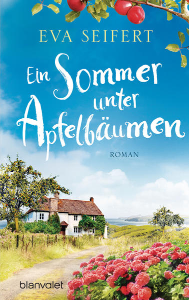 Ein Roman, so unwiderstehlich wie der Duft blühender Apfelbäume! Bei Jula läuft es momentan alles andere als rund: Ihr Job macht ihr schon länger keinen Spaß mehr und ihr langjähriger Freund Daniel scheint sich mehr und mehr von ihr zu entfernen. Für eine Auszeit soll der langgeplante Besuch bei ihrer Tante Sarah im malerischen Wales sorgen, die dort mit viel Herzblut ein charmantes Bed & Breakfeast und einen Tearoom führt. Doch auch sie steckt in einer schwierigen Situation: Soll sie wirklich die Ciderfarm ihres verstorbenen Schwagers übernehmen, die schon seit Jahrzehnten im Besitz der Familie ist, und damit ihren eigenen Lebenstraum aufgeben? In Gesprächen mit Sarah erfährt Jula nicht nur nach und nach von der tragischen wie turbulenten Geschichte des Apfelhofs und seiner Besitzer, sondern auch ein unglaubliches Familiengeheimnis - und was wirklich zählt im Leben … Mit tollen Rezepten für walisische Köstlichkeiten, die garantiert glücklich machen!