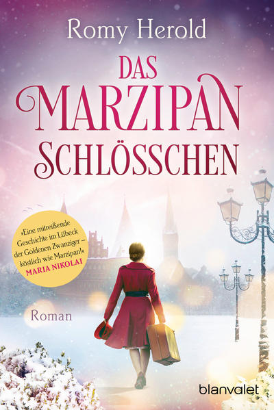 Zwischen Selbstbestimmung und Etikette findet eine junge Marzipan-Bäckerin im Lübeck der 20er-Jahre ihren Weg. Lieblich-süß mit zartem Mandelaroma und einem Hauch von Rosenwasser - Marzipan! Es ist aber nicht nur die köstliche Masse mit Biss, die Dora Hoyler 1921 nach Lübeck lockt. Seit ihr Vater die Familie verschuldet in der schwäbischen Heimat zurückgelassen hat, ist die norddeutsche Hansestadt auch Doras letzte Hoffnung auf Arbeit. Sie erhält eine Anstellung im Süßwarenladen ihrer Tante und lernt dort kunstvolle Kreationen aus Marzipan zu formen. Ihr Talent versetzt ganz Lübeck in Aufruhr und erregt bald auch die Aufmerksamkeit von Johann Herden, dem Erben einer bekannten Marzipan-Dynastie. Dora verliebt sich in ihn, doch das Zuhause der wohlhabenden Fabrikantenfamilie - das malerische Schlösschen oberhalb der Trave - entpuppt sich als Hort dunkler Geheimnisse …