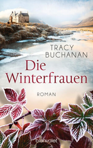 Eine Familie, die eine Lüge verbirgt. Und eine Liebe, die nur mit der Wahrheit leben kann. Ambers Leben an der Küste Englands ist eintönig - bis an einem eiskalten Wintertag eine junge Frau vor Ambers kleinem Geschenkeladen auftaucht. Sie weiß nicht, wer sie ist und was mit ihr geschehen ist, doch Amber verspürt eine Verbindung zu der Namenlosen und beschließt, ihr zu helfen. 1989: Die Dokumentarfilmerin Gwyneth ist unabhängig und furchtlos, ihr Beruf hat sie an die entferntesten Ecken der Welt geführt. Doch als sie in den verschneiten Highlands fast ums Leben kommt, lässt sie sich von den McCluskys helfen. Gwyneth ist fasziniert von der Familie, vor allem von Dylan, dem rätselhaften und charismatischen Sohn. Aber die McCluskys verbergen ein Geheimnis, dass die Verbindung zwischen Gwyneth und Dylan gefährdet - und Gwyneth Leben für immer verändern wird. Von verschneiten Bergen über mystische Unterwasserwälder und spektakuläre Küstenlandschaften auf der ganzen Welt: Entdecken Sie auch die anderen Romane von Tracy Buchanan, in denen sie uns immer wieder zu den schönsten Orten der Welt mitnimmt!