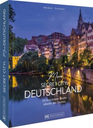 Geheimtipps Deutschland – Heimat neu entdeckt! Ein Reiseführer für den fortgeschrittenen Heimaturlauber. Sehenswerte und unbekannte deutsche Städte abseits der Touristenströme mit nützlichen Tipps von Einheimischen. Nach dem Bestseller Secret Citys Deutschland hier nun Teil 2 für alle Heimatliebhaber, die das unbekannte Deutschland entdecken wollen. Es muss ja nicht immer Berlin, Hamburg und München sein. Andere Städte haben schließlich auch hübsche Sehenswürdigkeiten. Wo genau, das verrät Ihnen dieser Bildband mit Insidertipps für den perfekten Heimaturlaub. Städtereisen für Fortgeschrittene! Mit echten Geheimtipps für das besondere Erlebnis Ruhiges Deutschland: Bezaubernde Städte Deutschlands abseits der Massen Von Mühlhausen über Rheinsberg nach Cham