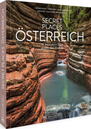 Geheimtipps Österreich: Das Land neu entdeckt Erleben Sie mit uns Österreich abseits vom Tourismus und der Touristenströmeund genießen Sie den Charme des Landes der Mozartkugeln. Österreich im Herzen Europas ist ein beliebtes Urlaubsziel. Erleben Sie es so einzigartig, so entspannt und so einheimisch wie möglich mit unserem Secret Places Bildband. Dieser entführt Sie an die schönsten, unbekannten Orte Österreichs, die abgelegensten Wanderpfade und idyllischsten Dörfer des Landes ohne Touristenmassen. Folgen Sie den Tipps von Einheimischen und lassen Sie sich vom Klang der Winde, der durch die Kiefern weht und fast wie Mozarts Musik klingt, berauschen. Österreichs Sehenswürdigkeiten: Wunderschöne, unbekannte Reiseziele Wanderungen, Kultur und Städtetrips: für jeden etwas dabei Mit zahlreichen Geheimtipps und nützlichen Adressen