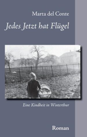 Winterthur, 1923. Eine Appenzellerin und ein Italiener begegnen sich im Bahnhof-Wartsaal. Sie kommt aus der Welt der Stickerei und dient im Tösstal. Er ist Kranführer ohne Arbeit. Als er von Sulzer eingestellt wird, heiraten sie. Alles scheint in guten Bahnen, da bringt ihn ein Unfall fast ums Leben. Die Invalidität zwingt ihn in die Giesserei, Lärm und Staub machen ihm zu schaffen, dann auch erneute Arbeitslosigkeit. 1940, dem Jahr, in dem die Schweiz mit einem Angriff Hitlers rechnet, kommt als grosse Überraschung ein Kind hinzu. Wenn Babette bei ihren Herrschaften wäscht oder putzt, liegt es im Wagen, sitzt in der Waschküche, im Haus oder im Garten, bis es heim geht zum Spielen mit den andern. Hühner gackern, Katzen räkeln sich in der Sonne und hinter dem Zaun weiden Kühe. Barrierenglocken bimmeln, Züge rumpeln vorbei. Der Kindergarten ist in der Nähe, die Schule auch, und weil es eine neue Oberstufe braucht, muss das Haus Nummer 11 weg. Eine zermürbende Wohnungssuche beginnt. Es gibt neue Mitbewohner und Spielgefährten, dann auch Ferienlager und -kolonien. So wird die Geschichte um Carl und Babette immer mehr zu der ihres Kindes, das in eine Zeit des Aufbruchs, des Nie-wieder-Krieg hineinwächst.