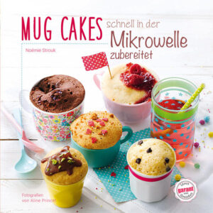 Lust auf einen schnellen, hausgemachten kleinen Kuchen? Mit wenigen Handgriffen können Sie einen leckeren Mug Cookie, einen Joghurt-Mug-Cake oder einen Brownie-Mug-Cake backen! Ihre Kinder werden Sie dafür verehren! Und da es ein Kinderspiel ist, einen Mug Cake herzustellen, können die Kinder selbst Hand anlegen und den Teig für einen einfachen, lustigen und köstlichen Mug Cake zubereiten!