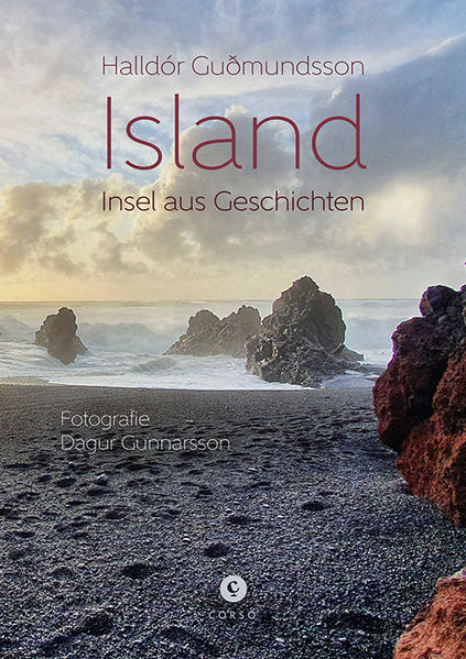 Wohin auch immer man in Island reist – selbst zu den abgelegensten Orten –, überall stößt man auf Geschichten, die bis heute überdauern. Nicht große Architektur oder Philosophie, sondern Geschichten gelten als wertvoller Schatz der Isländer. In ihnen kann man das Leben der Menschen in dieser einzigartigen, wunderschönen und manchmal kargen Natur ergründen. Dieses Buch ist eine literarische Rundreise durch Island, zu 30 Orten, die alle eine ganz eigene, besondere Verbindung zur isländischen Kultur und Literatur haben. Bekannte und unbekannte Orte, die Geschichten erzählen, verschiedene Zeiten entdecken, weltbekannte und noch zu entdeckende Autorinnen und Autoren – reichlich illustriert mit neuen Fotografien. Man sagt, man kann die Deutschen, was Island betrifft, in zwei Gruppen aufteilen: Diejenigen, die schon einmal dort waren, und diejenigen, die gern mal dorthin möchten. Dieses Buch richtet sich an beide: Als reiche Erinnerung und Vertiefung sowie als Neuentdeckung.