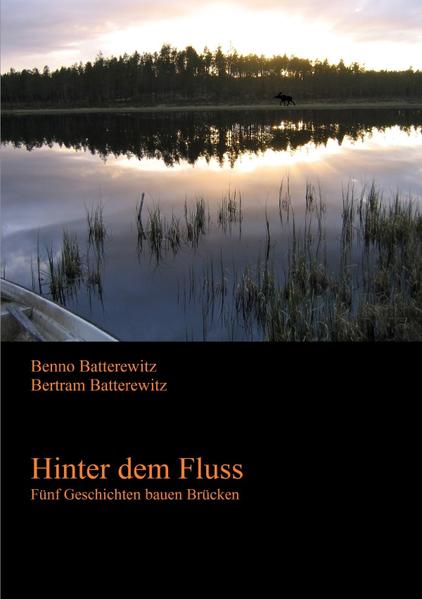 Wenn das Leben Überraschungen zu bieten hat, kommen sie ganz unverhofft. Manchmal führen solche Wendungen an die Grenzen der eigenen Welt - und manchmal auch darüber hinaus. So klammert sich Fred Johnson, der Gast- Jäger aus den USA, an seine Waffe, als die Hütte in der abgelegenen Provinz Norwegens in tiefer Nacht von mächtigen Schlägen erschüttert wird. Ob ihm das Schießeisen jetzt noch die sonst so selbstverständliche Sicherheit geben kann? George Gunnarson wiederum, ein norwegischer Broker in New York, folgt beim Versuch, Chaos und Verzweiflung abzuschütteln, dem Pfad des Elchs, der ihn bis ans Ufer des Flusses führt, an dem vor vielen Jahren die große Liebe mit Leah begann. Hier trifft er auf die schwarze Gestalt, von Angesicht zu Angesicht, und muss erkennen, dass er in einen Spiegel schaut. Tom und Bertil erleben auf ihrer West- Ost- Passage im kastilischen Hochland etwas, das stärker als die Zeit erscheint. Während sich die Zeiger der Turm- Uhr am Dorfplatz unentwegt drehen und die Stunden- Glocke nicht aufhört zu schlagen, schaltet das Telefonkabel nach draußen auf stumm. Eine Frau mit grün- violetten Augen gibt Juan durch eine unerwartete Geste Mut, sich in einer Welt hinter dem Abgrund wieder aufzurichten und an die Menschen und an die Menschlichkeit zu glauben. Über die Grenzen des Flammenmeers entfacht eine Flasche Wasser das Feuer der Liebe. Für Peter und Simon gibt es kein Entrinnen, dazu sind die Klostermauern zu hoch. Doch die Kinder erschaffen sich im Korsett der unbarmherzigen Regeln einen neuen Kosmos, in dem Phantasie und ein wenig Irrsinn verschmelzen zum Widerstand gegen Übermächtiges.