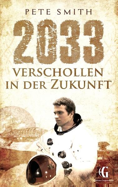 Nelson, Luk, Levent und Judith, Schüler des Hochbegabten- Internats Burg Rosenstoltz, erhalten eine Nachricht aus der Zukunft: Die erste bemannte Mars- Expedition in der Geschichte der Menschheit wird von Terroristen sabotiert. Als wäre das allein nicht schon beängstigend genug, befinden sich an Bord der Raumfähre auch noch die Eltern ihrer Freunde Miriam und Vincent. Madonna, Levents Zeitmaschine, bringt die Freunde ins Jahr 2033, wo sie den Kampf gegen die selbst ernannten Weltraum- Piraten aufnehmen. Dahinter verbergen sich zwei alte Bekannte, die ihnen schon bei ihrer letzten Zeitreise ins römische Köln nach dem Leben getrachtet haben... "2033 - Verschollen in der Zukunft" ist der letzte Teil der spannenden Zeitreise- Trilogie um Nelson und seine Freunde (weitere Romane: "1227 - Verschollen im Mittelalter" und"168 - Verschollen in der Römerzeit").