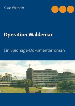 Endlich haben Anna Putzmich, ihre Mutter und ihre neun Kinder die Ausreisegenehmigung, um sich in die Bundesrepublik Deutschland niederzulassen. Die Umsiedlung im Jahre 1960 ist die einzige Hoffnung, um dem armseligen Leben in dem kleinen Dorf in Polen zu entfliehen. Das Damoklesschwert: Anna wird gezwungen, ihr zehntes Kind, dem sie kurz vor der Ausreise das Leben schenkt, zur Adoption freizugeben. Ihre Kinder erfahren von Waldemar erst, als Anna viele Jahre später im Sterbebett liegt. Die Kinder müssen ihr versprechen, nach Waldemar zu suchen und ihn in die Familie zu vereinen. Mit ihrem Anliegen wenden sie sich an das polnische Rote Kreuz, das sofort den polnischen Auslandsnachrichtendienst informiert. Zeitgleich beginnt die Ausbildung des Agenten Wacek, der in die Rolle von Waldemar schlüpfen und in die Bundesrepublik geschickt werden soll - so beginnt eine Spionagegeschichte, wie sie typisch ist für die Zeit des Kalten Krieges. Basierend auf einer wahren Geschichte gewährt der Roman authentische Einblicke in die damalige Arbeitsweise der Geheimdienste auf beiden Seiten: Er führt den Leser hinter die Kulissen der deutschen Spionageabwehr und dokumentiert die Methoden und Arbeitsweisen des Auslandsnachrichtendienstes der damaligen Volksrepublik Polen: Ein absurder Kampf, der mithilfe von Wirtschaftskriminalität finanziert wurde, gegen den "Klassenfeind" in Westeuropa.