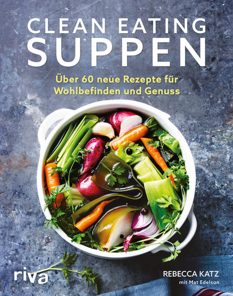 Sie möchten naturbelassene Lebensmittel verwenden und auf industriell verarbeitete Massenprodukte verzichten? Die Ernährungsexpertin und Bestsellerautorin Rebecca Katz hat über 60 Rezepte nach dem Clean-Eating-Konzept entwickelt, darunter Brühen, Cremesuppen und heilende Suppen, dazu knusprige Toppings und würzige Salsas. Die Suppen unterstützen beim Entgiften, verleihen Energie und sorgen für ein neues, bewussteres Lebensgefühl. Das Buch enthält Rezepte für Klassiker wie Tom Yam Gai oder mediterrane Fischsuppe, aber auch Ausgefalleneres wie Avocado-Zitrusfrüchte-Suppe, eisgekühlte Melonensuppe mit Chili und Limette oder afrikanische Süßkartoffel-Erdnuss-Suppe. Auf Basis einer einfachen Übersicht lernen Sie außerdem, leckere und ausgewogene Eigenkreationen zusammenzustellen. Mit dem praktischen Rezeptplan für eine zweitägige Detoxkur gelingt es Ihnen ganz leicht, den Einstieg ins Clean Eating zu finden, die Suppen genussvoll in Ihre tägliche Ernährung zu integrieren und sich rundum wohlzufühlen.