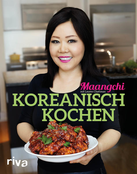 Die koreanische Küche wird in Deutschland immer beliebter - und YouTube-Star Maangchi, die von ihren Fans mit der Kochbuchikone Julia Child verglichen wird, zeigt in diesem Buch, wie man die vielseitigen, gesunden und frischen koreanischen Gerichte authentisch zubereitet. Einsteiger können sich an einfachen Speisen, oft mit nur wenigen Zutaten, üben: würziger Chinakohl, scharfes Rindfleisch oder Pfannkuchen mit Meeresfrüchten sind schnell zubereitet und punkten mit einzigartigem Geschmack. Aber auch beliebte Spezialitäten wie Bulgogi oder das Bowl-Gericht Bibimbap, die man aus koreanischen Restaurants kennt, sind vertreten. Dem sauerscharf eingelegten Kimchi und anderen Pickles ist sogar ein eigenes Kapitel gewidmet - der fermentierte Kohl ist extrem gesund und auch hierzulande ein Renner. Mit über 800 Schritt-für-Schritt-Fotos erklärt Maangchi charmant und unterhaltsam, wie man die koreanische Küche ganz einfach zu Hause nachkochen kann. Ergänzt wird das Buch durch ein umfangreiches bebildertes Glossar zu allen wichtigen koreanischen Lebensmitteln.