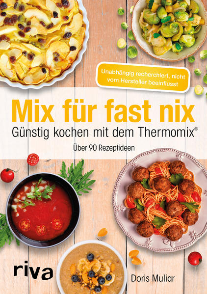 In ihrem neuen Buch verrät Doris Muliar, wie Sie mit einem kleinen Budget und dem Thermomix® köstliche Mahlzeiten für die ganze Familie zaubern können. Jedes Gericht lässt sich schnell zubereiten und kostet unter 1 Euro pro Portion. Das Buch bietet Ihnen über 90 familientaugliche Rezepte mit frischen Zutaten, die gerade Saison haben und daher besonders vitaminreich und preisgünstig sind. Dazu gibt es einen Saisonkalender, Hinweise zur Aufbewahrung und Tipps, wie schon beim Einkauf gespart werden kann. Zu vielen Rezepten hat die Autorin auch »Resteverwertungen« ausprobiert: Mit wenigen zusätzlichen Zutaten entsteht so ein (fast) neues Gericht, sodass wirklich nichts mehr weggeworfen werden muss. Alle Rezepte wurden mit dem Thermomix® TM5 entwickelt und getestet. Unabhängig recherchiert, nicht vom Hersteller beeinflusst. Mehr Infos unter: www.thermomix-fans.de