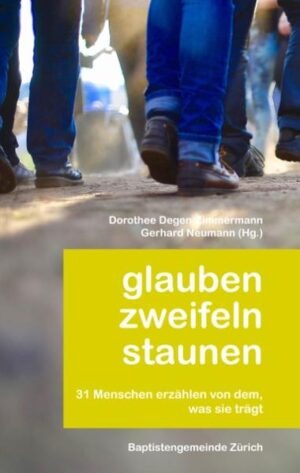 Glaube ist etwas höchst Persönliches. Darüber zu sprechen fällt schwer. Äußere Tabus hindern ebenso daran wie innere Hemmungen. Der Glaube aber sucht seinen Ausdruck. Finden sich Worte dafür? Und wenn Reden nicht geht: Geht es vielleicht mit Schreiben? Einunddreißig Menschen haben über ihren Glauben nachgedacht und beschrieben, was sich in ihrem Leben als wahr erwiesen hat. Entstanden sind Texte in bunter Vielfalt, die zum Glauben, Zweifeln und Staunen anregen.