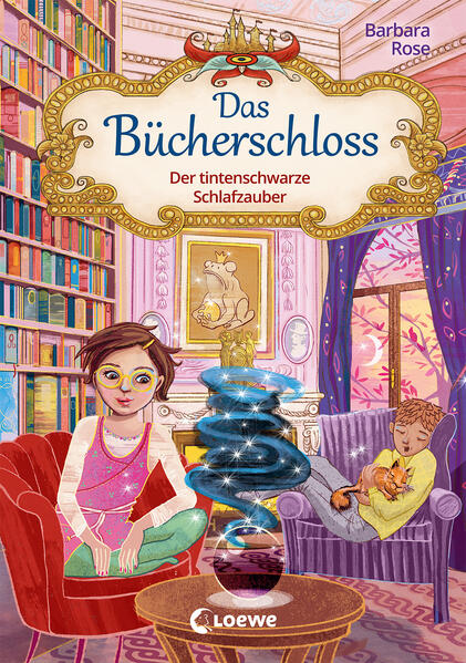 Das Buch ist bei deiner Buchhandlung vor Ort und bei vielen Online-Buchshops erhältlich! Großes Unheil droht! Becky Librum ist mit ihrem Vater in ein echtes Schloss gezogen, in dem sie ein geheimes Stockwerk mit einer riesigen Bibliothek entdeckt. Und nur Becky kann die Bücher davor retten, für immer zu Staub zu zerfallen. Becky traut ihren Augen kaum: Alle Wesen in der Bücherwelt sind in einen tiefen Schlaf versunken! Wer steckt nur hinter dieser schwarzen Magie? Schnell fällt der Verdacht auf die dreizehnte Fee, die vor vielen Jahren schon den Dornröschenschlaf heraufbeschworen hat. Becky, Hugo und Ben brauchen dringend mutige Verbündete, um die Fee zu überlisten. Wenn sie den Zauber nicht brechen, droht die magische Welt nie wieder zu erwachen … Band 5 der wundervoll magischen Abenteuerreihe! In dieser packenden und geheimnissvollen Kinderbuchreihe erlebt ein starkes Mädchen nicht nur den Umzug in ein Schloss, sondern auch das größte Abenteuer ihres Lebens: Sie soll die Welt der Bücher retten! Wunderbar eigenwillige magische Wesen, sprechende Tiere und ihr bester Freund stehen der mutigen Protagonistin zur Seite. Kinder ab 8 Jahren werden begeistert sein. Spannend und fantasievoll erzählt ist dies auch dank wunderbar atmosphärischer Illustrationen von Annabelle von Sperber. Ein Buch zum Eintauchen. Der Titel ist auf Antolin gelistet. Klimaneutrales Produkt - Wir unterstützen ausgewählte Klimaprojekte!