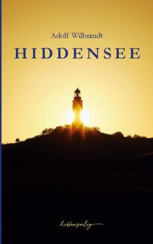 "Der Dampfer ,Caprivi' fuhr bald nach drei Uhr aus dem Stralsunder Hafen hinaus und zwischen der Insel Rügen und dem Festland dem offenen Wasser zu." Damit beginnt das Insel-Abenteuer der Protagonisten des "Hiddensee"-Romans von Adolf Wilbrandt ~ ein Gesellschaftsroman von 1910, der überraschend modern daher kommt. Der Roman des Rostocker Schriftstellers erzählt von der illustren Runde um Onkel Wolf, einem alten Puppenspieler, dessen Bühnentage längst gezählt sind. Die Energie seiner flammenden Liebe zur Ostseeinsel verwendet er nun darauf, Neuhiddensee zu gründen. "Auf Hiddensee'sch leben wird das wahre Leben!", lautet der Schlachtruf für die neue Zeit auf der bis dahin von der moderneren Zivilisation noch relativ unentdeckten Insel. Vor dem Hintergrund schön-dramatischer Naturkulisse, wie jeder Hiddensee-Urlauber sie bis heute liebt, entfaltet sich langsam ein Gesellschafts-Drama rund um künstlerische Inspiration, dem Streben nach Freiheit und verbotenen Liebesleidenschaften. Das stille sommerliche Sonnenschein-Idyll bekommt schnell erste Risse, hinter denen sich seelische Abgründe offenbaren. Jeder der höchst unterschiedlichen Charaktere, die im Roman auf Hiddensee zusammentreffen, schreitet Seite um Seite unaufhaltsam seinem Rendezvous mit dem Schicksal entgegen. Während eines tosenden Sturms auf der Ostsee kommt es zum unerbittlichen Höhepunkt...