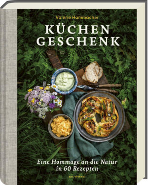 Gelingsichere Rezepte für Familie, Freunde und Gäste Kochbuch und Coffee Table Book zur Achtsamkeit der Natur Auch, wenn das Kochen meist in der Küche stattfindet, so ist es doch ein Arbeiten mit der Natur. Für Valerie Hammacher ist das selbstverständlich, denn die Natur liefert alles, was wir zum Kochen brauchen. Ob Gemüse, Obst, Fleisch und Fisch - alles hat seinen Ursprung in der Natur. Küchengeschenk ist eine Hommage an die Natur und die Schönheit, die sie uns schenkt. Mit 60 einfachen und köstlichen Rezepten auf 240 Seiten lädt Valerie Hammacher ein, die Kunst des Kochens mit Liebe und Dankbarkeit zu zelebrieren. Dies untermalt die Fotografin mit stimmungsvollen Naturbildern, die das Buch zu mehr als nur einem Kochbuch machen. Ideal für Genießer, Hobbyköche und alle, die die Schönheit der Natur neu entdecken möchten. · Mit 7 Kapiteln zu Vorspeisen, Snacks, vegetarischen Speisen, Fisch- und Fleischgerichten, Desserts und Kuchen · Einfache Zutaten und simple Zubereitung