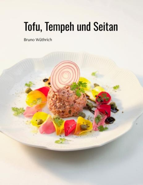 Tofu, Tempeh und Seitan: Bei uns im Westen wird diesen wertvollen Proteinlieferanten leider nach wie vor mit Skepsis begegnet: "Schmeckt nach Gummi". Dass diese aus Soja und Getreide hergestellten Produkte aber durchaus anspruchsvolle Gaumen befriedigen können, wenn sie nur richtig zubereitet werden, zeigt der ehemalige Koch-Olympiasieger Bruno Wüthrich mit seinen vielfältigen Gourmet-Menüs.