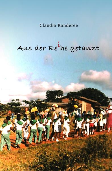 Claudia ist eine junge angehende Fachärztin in Ost-Berlin, als sie ihren späteren Mann Mahmood kennenlernt.Er ist Student, stammt aus Südafrika, seine Ausbildung in der DDR wird vom ANC, der südafrikanischen Bewegung gegen die Apartheid, finanziert. Die politischen Verhältnisse und die Hochzeit mit Mahmood führen Claudia um die halbe Welt - und wieder zurück nach Ost-Berlin, ausgerechnet im Jahr der Wende. In »Aus der Reihe getanzt« erzählt sie ihre ungewöhnliche Lebensgeschichte in schwierigen Zeiten.