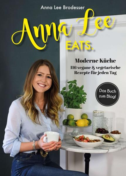 Im Kochbuch Anna Lee EATS. - Moderne Küche finden Hobbyköche und Naschkatzen 116 gesunde, vegane und vegetarische Rezepte der modernen Küche, die jedes “Foodie-Herz“ höher schlagen lassen. Kleine Appetizer für die Dinnerparty, Süßes zum Sonntagsbrunch und Cheat-Day-Klassiker für ein entspanntes Wochenende - dieses Rezepte-Repertoire gibt für jede Gelegenheit eine passende Idee her! Seit 2016 gibt es den Foodblog "Anna Lee EATS." - nun hat die Bloggerin Anna Lee Brodesser ihr eigenes Kochbuch veröffentlicht. In ihrem ersten Buch finden Leser eine Menge Tipps, Tricks und leckere Rezepte.