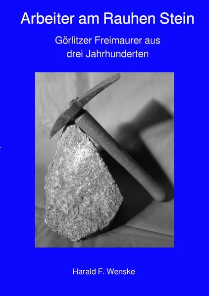 Oft wird behauptet, dass die Freimaurerei ein geheimnisvoller und einflussreicher Geheimbund ist. Manch einer argwöhnt sogar, dass die Freimaurer bestrebt sind, den christlichen Glauben zu bekämpfen. Wir Freimaurer sind der Meinung, dass unser Geheimnis im Erleben der Rituale besteht. Diese sind den uralten Traditionen der Dombauhütten angelehnt. Jeder soll für sich selbst die dabei gewonnenen Erkenntnisse verwenden, um in stetiger Arbeit eigene erkannte Ecken und Kanten zum Nutzen der Allgemeinheit zu beseitigen