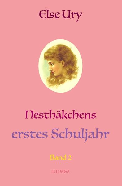 Die bekannte Kinderbuchreihe 'Nesthäkchen' von Else Ury. Annemarie Braun, genannt Nesthäkchen, ist ein pfiffiges, aufgewecktes und durchaus nicht immer braves Mädchen. Die Reihe erzählt von Nesthäkchens Streichen, von schönen und auch traurigen Erlebnissen. Band 2: Nesthäkchens erstes Schuljahr Nesthäkchen kommt in die Schule. Schnell findet sie zwei Freundinnen, Margot, die ein liebes Mädchen ist und die freche Hilde. Das Lernen fällt Nesthäkchen leicht, nur das Ordnunghalten und das Stricken bereiten ihr Probleme. Aber ihre Lehrerin, Frau Hering, hat großes Verständnis für kleine Mädchen.