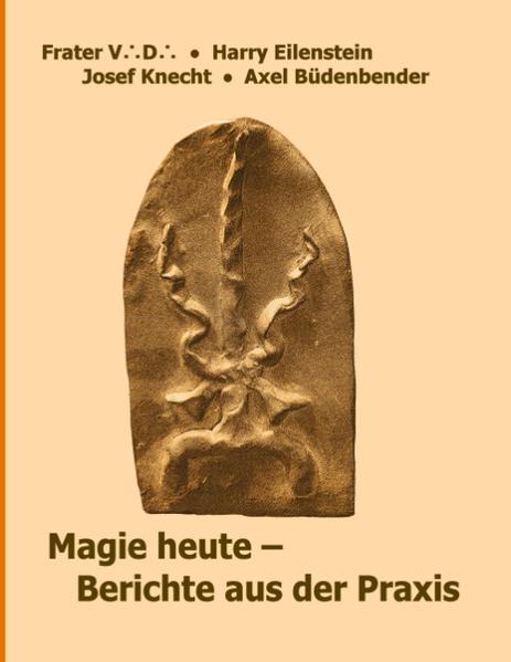 Vier zeitgenössische Magier berichten aus ihrer über vierzigjährigen Praxis: ein in der Magie- Literatur einmaliges Dokument! Sie arbeiteten allein, gemeinsam, mit anderen und waren Gründungsmitglieder des mittlerweile legendären Bonner Arbeitskreises Experimentalmagie. Undogmatisch, ergebnisoffen, bisweilen auch bilderstürmerisch erforschten sie - und tun es bis heute - eine Vielzahl magischer Disziplinen und Techniken: Astromagie, Zeremonialmagie, Sigillenmagie, Schamanismus, Buchstabenmagie, Chaosmagie, Sexualmagie, Erfolgsmagie, Hohe Magie, Wicca, Volksmagie, afrikanische Magie, Da'ath- Magie, Cybermagie, magisches Heilen, angewandte Telepathie, Eismagie und mehr. In diesem faszinierenden Buch sprechen sie vorbehaltlos über ihre Erfahrungen und Erlebnisse, über ihre Fehler und Erfolge, ihre Einsichten und Erkenntnisse und vor allem darüber, wie die praktische Magie und die Auseinandersetzung mit ihren vielfältigen Aspekten noch immer ihr Leben bereichert - und wie sie das auch für Sie tun kann! Praktische Hinweise fehlen hier ebensowenig wie originelle Überlegungen, die sowohl dem Anfänger als auch dem Fortgeschrittenen einen überaus reichen Fundus neuer, weiterführender Perspektiven erschließen. Das Werk befasst sich mit Geschichte und Funktion magischer Orden und Geheimbünde, mit Telepathie im Alltag, mit der Buchstabenmagie von Rudolf von Sebottendorf, Johann Baptist Kerning, Karl Kolb und Gustav Meyrink, mit Germanenorden, Thule- Gesellschaft und Ariosophie, mit Nationalsozialismus und Okkultismus, mit Templern, Assassinen und Derwischorden, mit der Ghost Dance- Bewegung, mit Volksmagie und Gelehrtenmagie, hoher und niederer Magie, mit Freimaurerei, Rosenkreuzern und Templern, Voudon, Magie und Naturwissenschaft, Cybermagie, Magie und Politik, mit magischem Heilen und Hermetik, Homöopathie und Spagyrik, mit Parapsychologie, mit Aleister Crowley und Samuel L. McGregor Mathers, mit Magie und Astrologie, mit Wicca und Hexerei, mit dem Kraftfeld und dem Egregor magischer Bruderschaften, mit magischen Spezialstreitkräften, mit Magie, Zufall und probabilistischer Zauberei, mit Theurgie und gnostischer Philosophie, mit Clanwesen und - totems, mit Sufismus und afrikanischer Magie, mit der Golden Dawn, dem Magischen Pakt der Illuminaten von Thanateros (IOT) sowie der Fraternitas Saturni, mit Cagliostro, mit magischen Landkarten, schließlich auch mit der Eismagie und der Magie als Akt der Revolte und bietet ferner die Biografie eines zeitgenössischen Magiers.