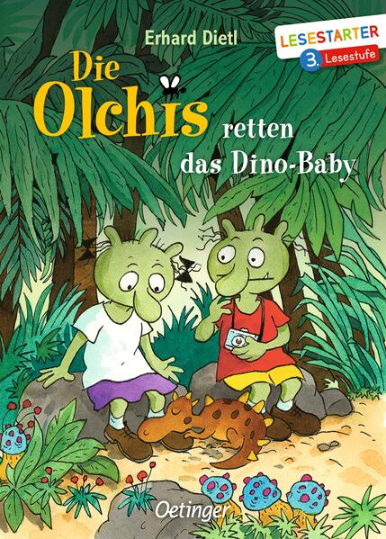 In "Die Olchis retten das Dino- Baby", einer Geschichte, die perfekt abgestimmt auf die dritte Lesestufe ist, entführt die beliebte, schmuddelliebende Olchi- Familie junge Leser*innen in ein aufregendes Urzeit- Abenteuer. Dank Professor Brauseweins Zeitmaschine landen die Olchi- Kinder unvermittelt in einer Epoche, in der Dinosaurier die Erde beherrschen. Dort treffen sie auf ein verlorenes Dino- Baby, das verzweifelt nach seiner Mutter sucht. Sofort sind die Olchis zur Stelle, um zu helfen, doch sie stellen schnell fest, dass das Leben in der Urzeit voller Gefahren steckt. Gefährliche Echsen und ein hungriger Flugsaurier bedrohen den kleinen Dinosaurier. Während sie gemeinsam versuchen, das Dino- Baby in Sicherheit zu bringen, tickt die Uhr: Professor Brausewein könnte sie jeden Moment zurück ins gegenwärtige Schmuddelfing holen. Dieses Leseabenteuer für Dino- Fans kombiniert geschickt Humor, Spannung und Wissenswertes über die Urzeit mit der unvergleichlichen Olchi- Charme. Mit über 40.000 verkauften Exemplaren der Kinderbuchausgabe "Die Olchis im Land der Dinos" und insgesamt 7,4 Millionen verkauften Olchi- Produkten beweist Erhard Dietl einmal mehr sein Talent, junge Leser*innen zu begeistern und mitzureißen. Dank seines einfachen Satzbaus, dabei aber trotzdem fortgeschrittenen Textniveaus, eignet sich das Buch gut um die Lesebegierde und - fähigkeit von Schülern in der zweiten bis dritten Klasse zu fördern. Spannende Zeitreise: Kombiniert das beliebte Thema Dinosaurier mit Zeitreise- Abenteuern. Lesespaß garantiert: Humorvolle und spannende Geschichte, ideal für junge Dino- Fans und Olchi- Freunde. Bekannte Charaktere: Die Olchis, bekannt aus zahlreichen Kinderbüchern, bieten vertrauten Lesespaß. Lernerlebnis: Vermittelt auf unterhaltsame Weise Wissen über die Urzeit und das Zusammenleben mit Dinosauriern. Interaktiver Lesespaß: Mit tollen Bildern von Erhard Dietl und einem spannenden Leseabenteuer zum Mitmachen. Hohe Beliebtheit: Ein Teil der erfolgreichen Olchi- Serie, die bereits Millionen Kinderherzen erobert hat.