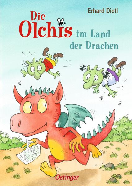 Ein neuer Fall für die Olchis: Die Drachen sind außer Kontrolle! Auf einer Insel, weit weg im Ozean, lebt Helene, eine Freundin von Professor Brausewein. In einem versteckten Bergwerk erforscht sie dort Drachen. Doch jetzt machen ihr zwei ihrer Schützlinge Ärger und sie bittet den Professor um Hilfe. Mit der Zeitmaschine sausen Brausewein und die Olchi- Kinder zu Helene. Denn warum hat sich der kleine Albert in Helenes Labor verschanzt und was treibt er da? Und warum ist Drago auf einmal so böse geworden und lässt niemanden in die Nähe des Labors? Ein schwieriger Fall für die Olchis und Brausewein. Aber wer weiß, vielleicht dürfen sie am Ende zur Belohnung einen von Helenes kleinen Drachen mit nach Schmuddelfing nehmen? Die Olchis im Land der Drachen - Eine knifflig- feurige Mission für die Olchi- Kinder und Professor Brausewein. Was ist nur mit den Drachen los? Genau das versuchen die Olchis in ihrem neuesten Abenteuer herauszufinden. Natürlich auf genauso lustige und liebenswürdige Weise, wofür die erfolgreiche Olchi- Reihe so beliebt ist. Ein Muss für Olchi- Fans: Nach „Die Olchis im Land der Mammuts“, „Die Olchis im Land der Dinos“ und „Die Olchis im Land der Riesenkraken“ machen sich die Olchis dieses Mal auf ins spannende Land der Drachen. Leichter Lesespaß: Ob zum Vorlesen oder zum Selberlesen, die Olchis- Bücher sind auch für ungeübte Leser*innen und Leseeinsteiger*innen wunderbar geeignet. Alle lieben die Olchis: Die schmuddelig- fröhlichen Olchis muss man einfach gernhaben. Sie sind das perfekte Buchgeschenk zum Geburtstag, zur Vorschule oder zur Einschulung. Das neueste Olchis- Buch von Autor und Illustrator Erhard Dietl ist ein weiteres aufregendes Abenteuer mit den kleinen grünen Wesen aus Schmuddelfing. Wer auf der Suche nach einem lustigen Kinderbuch für Leseeinsteiger*innen ist, kommt an den Olchis nicht vorbei. Perfekt für Kinder ab 6 Jahren.