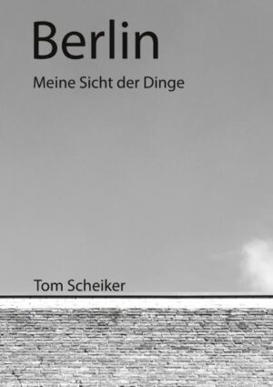 Meine ersten Besuche in dieser faszinierenden Stadt waren Anfang der achtziger Jahre, in einer Zeit in der noch der kalte Krieg die Medien beherrschte. Aber auch in dieser Zeit hatte Berlin schon seinen eigenen Charme. Ich meine beide Teile der damals geteilten Stadt. Natürlich war Ostberlin ganz anders, aber es war bei jedem Besuch eine bereichernde Erfahrung für uns junge Menschen und das eine oder andere hat mich nachhaltig geprägt. Was vor allem geblieben ist, ist meine tiefe Verbundenheit mit der Stadt. Auch nachdem ich längere Zeit nicht mehr dort war, fühlte ich mich von der ersten Sekunde an wieder heimisch in Berlin. Ich bin in den letzten Jahren mehrfach nach Berlin gereist um an diesem Projekt zu arbeiten. Mein Ziel war es andere oder ungewöhnliche Einblicke in das heutige Berlin zu zeigen.