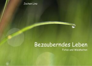 In dem vorliegenden Bildband sind Sinnsprüche (Zitate) mit Naturfotos aus Deutschland kombiniert. Auf 52 Seiten wird je eine Weisheit mit einem Foto abgebildet. Die Zitate enthalten Weisheiten zur Lebensführung, dem Glück, dem Umgang mit Unglück und sollen Mut machen, Krisen oder schwere Zeiten zu überstehen. Das Buch ist als kleine Hilfe und Mutmacher bei der Bewältigung von Hürden im Leben gedacht und soll Menschen ansprechen, die sich gerade in schwierigen Lebenssituationen befinden. Die Auswahl der Zitate ist bunt gemischt und darf in ihrer Kombination durchaus auch lustig wirken.